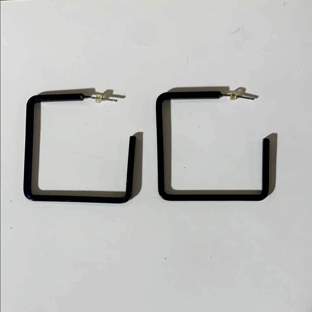 💎3/$25💎 Black Square Hoop Earrings